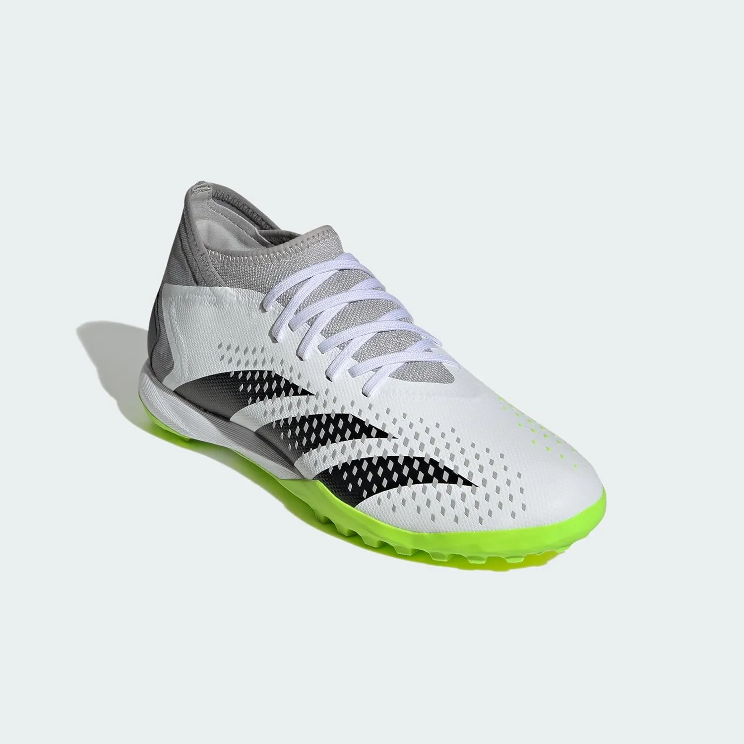adidas Unisex Predator Accuracy.3 Turf Soccer Shoe