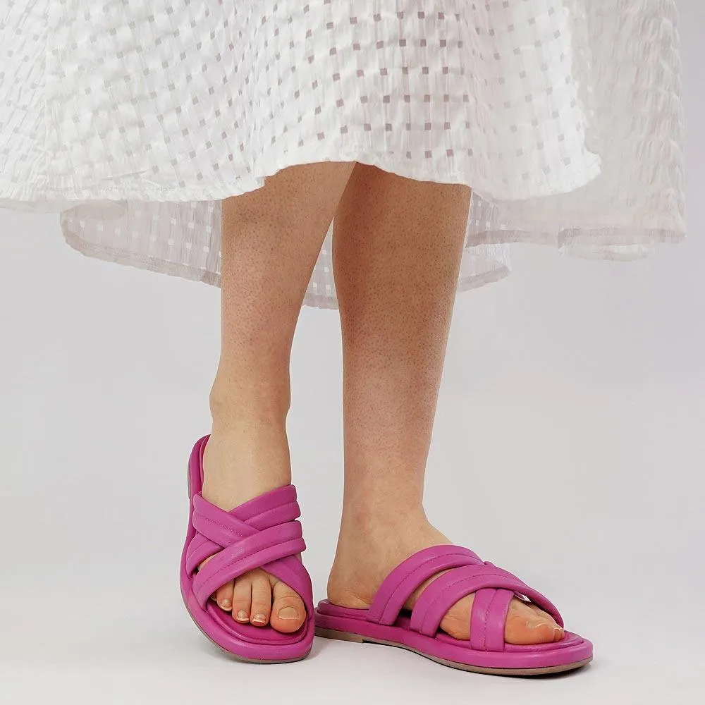 Beach Fuchsia Leather Slides