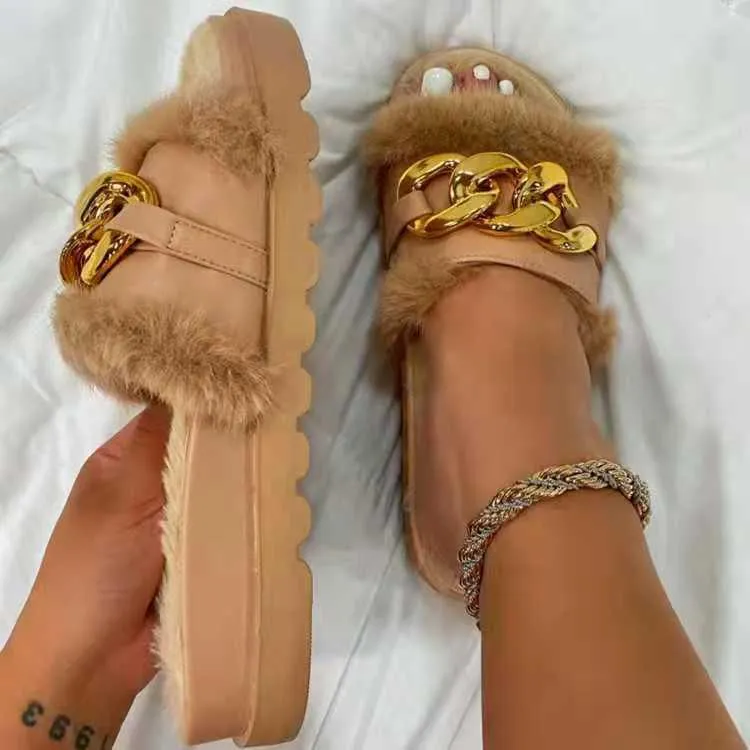 Boss Lady Comfy Fur And Chain Designed Slide Slipper - Brown