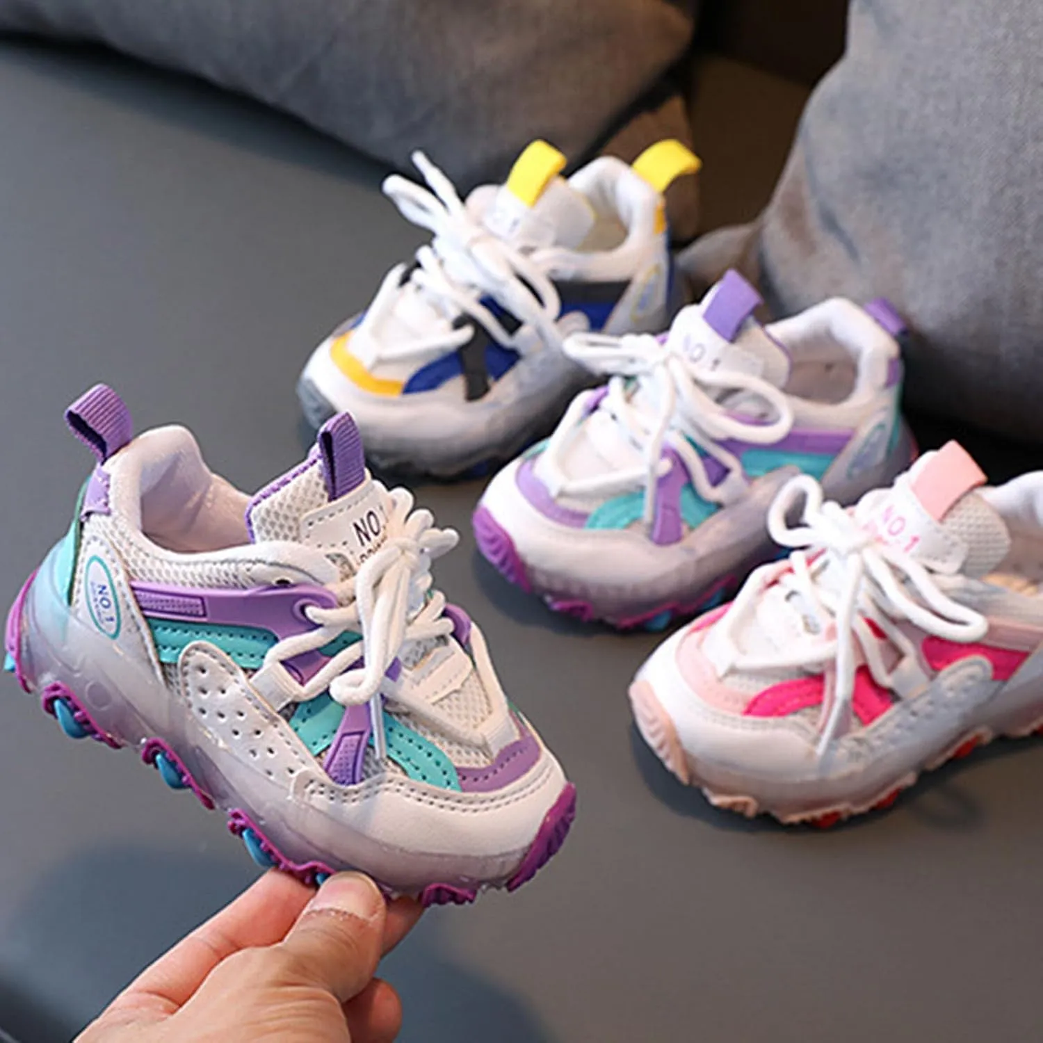 Children Kids Baby Girls Sneakers Led Light Luminous Sport Shoes Boys Lace up Stitching Color Bling Sneakers