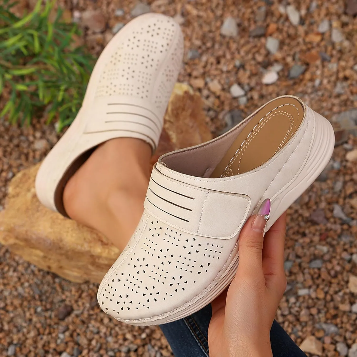 Clogs for Women Comfortable Orthopedic Low Wedge Sandals Dressy Summer Closed Toe Slides Mules Casual Slip On Wide Width Lightweight Slippers with Arch Support