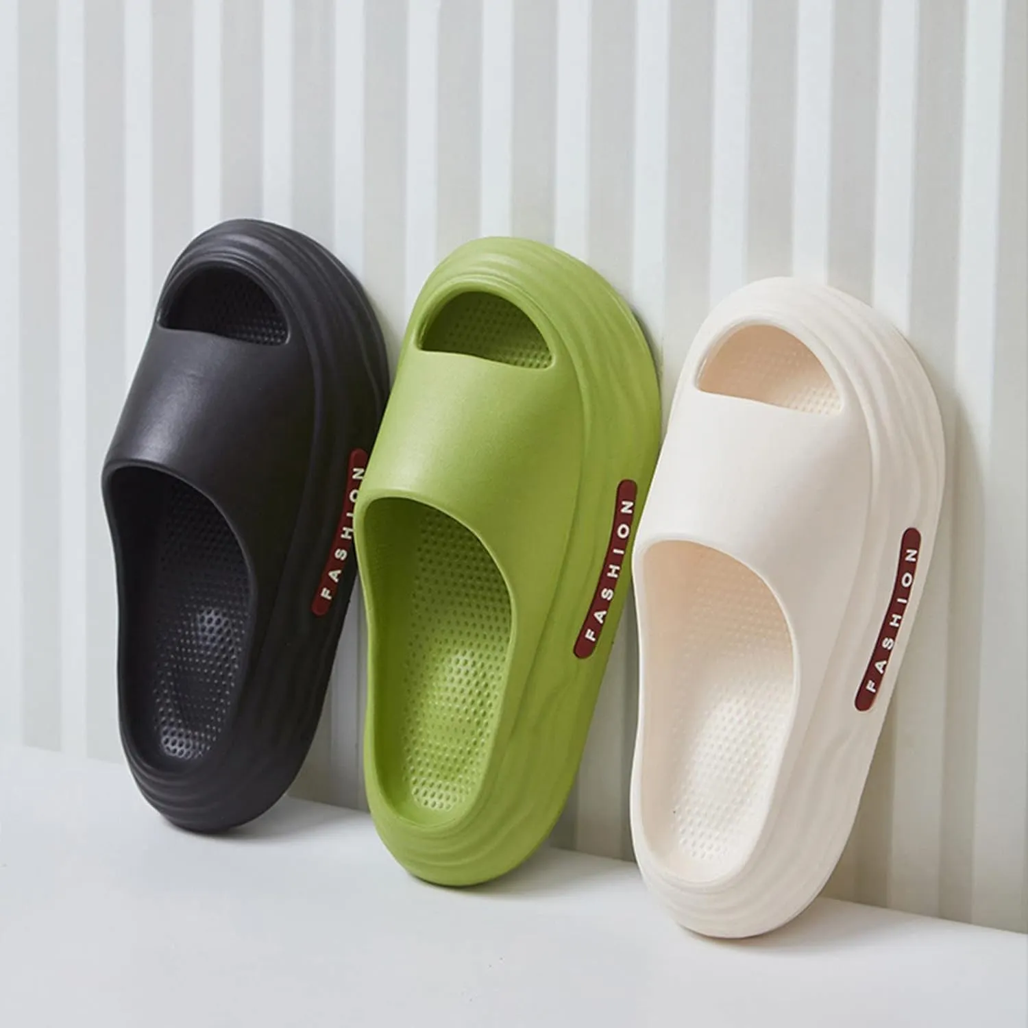 Cloud Slides Women and Men Pillow Slippers Womens Shower Shoes Indoor Slipper Comfortable Soft Sole Shower Slides
