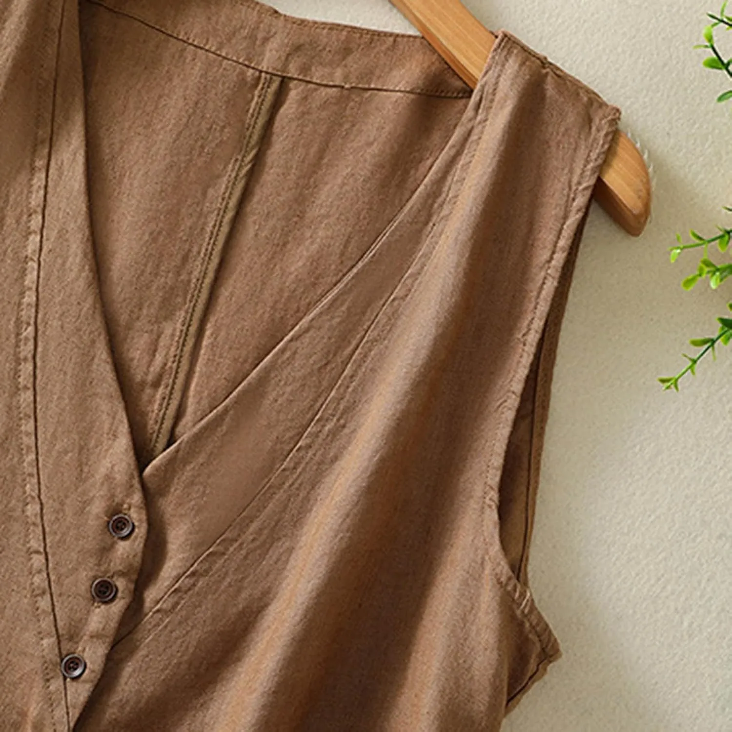 Cotton Linen Vest for Women Sleeveless Button Down Coats Casual Lightweight V Neck Retro 2024 Fall Jackets Pockets