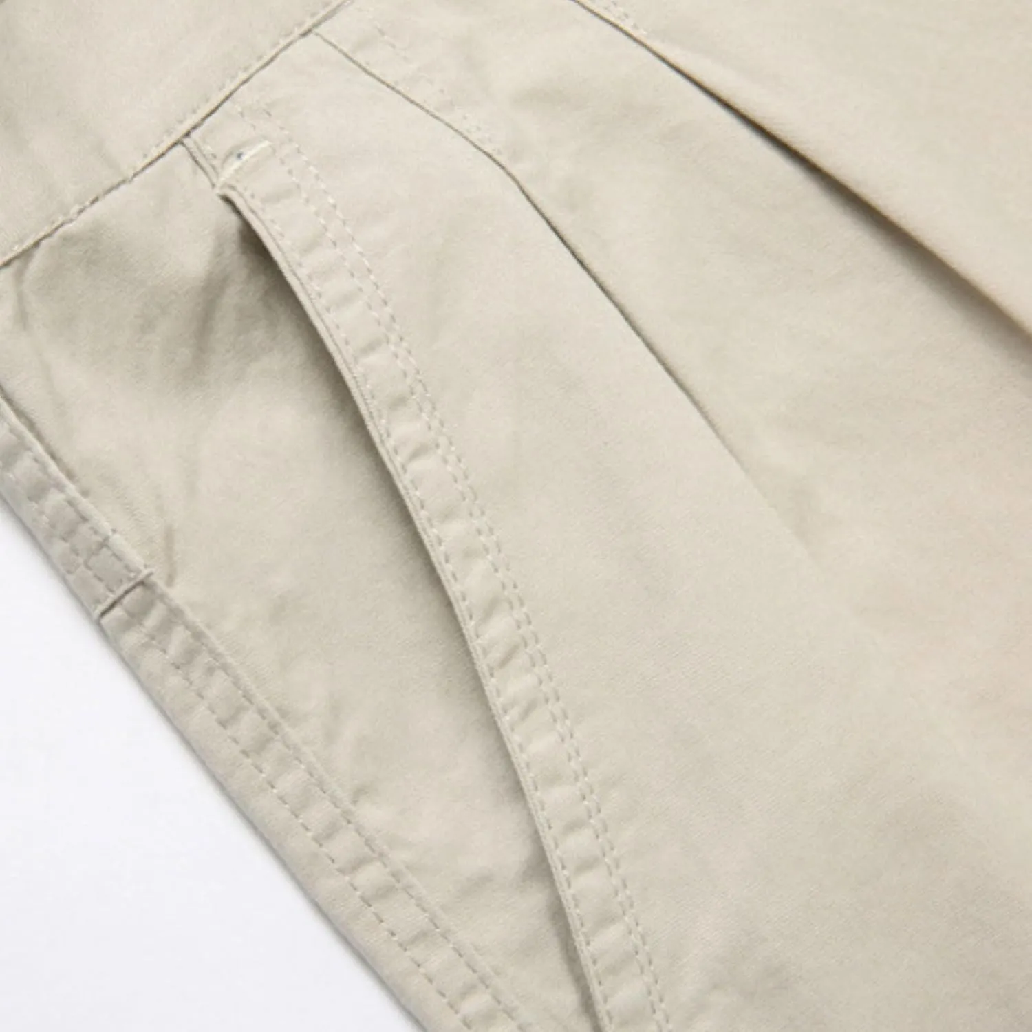 Finelylove Mens Chino Shorts Summer 7 Inch Pleat Front Button Waist Cotton Twill Work Golf Dress Shorts with Pockets
