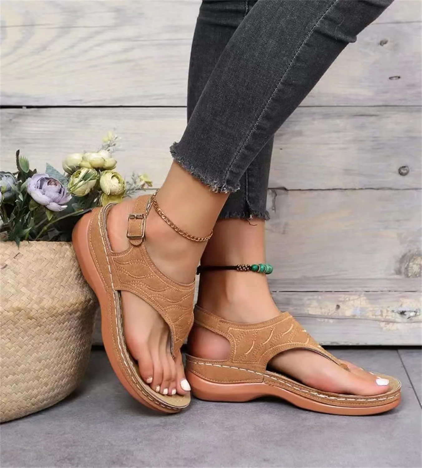 Ladmiple Sandals for Women Fashion Flip Flops Platform Sandal Casual Beach Travel Clip Toe Slipppers Shoes Dressy Summer
