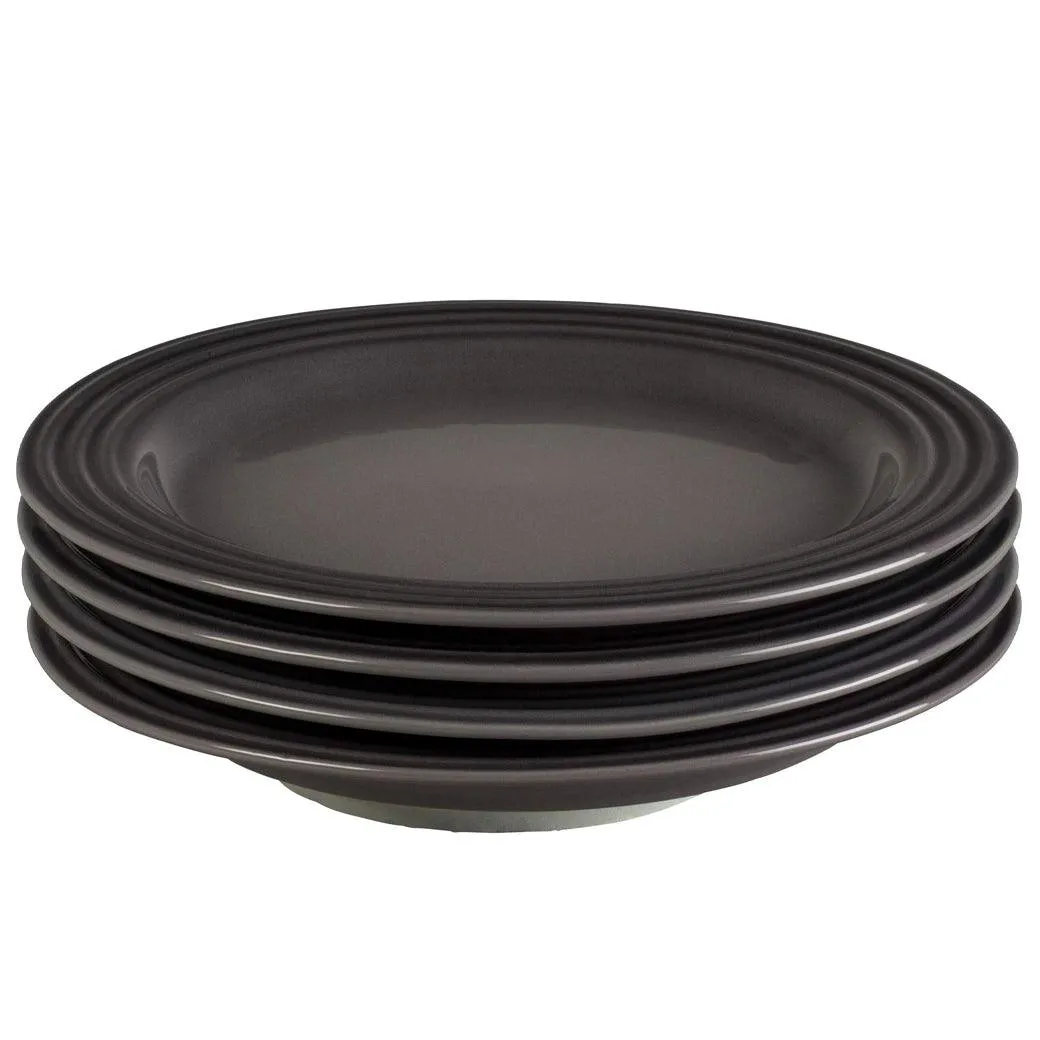 Le Creuset 16 Piece Dinnerware Set