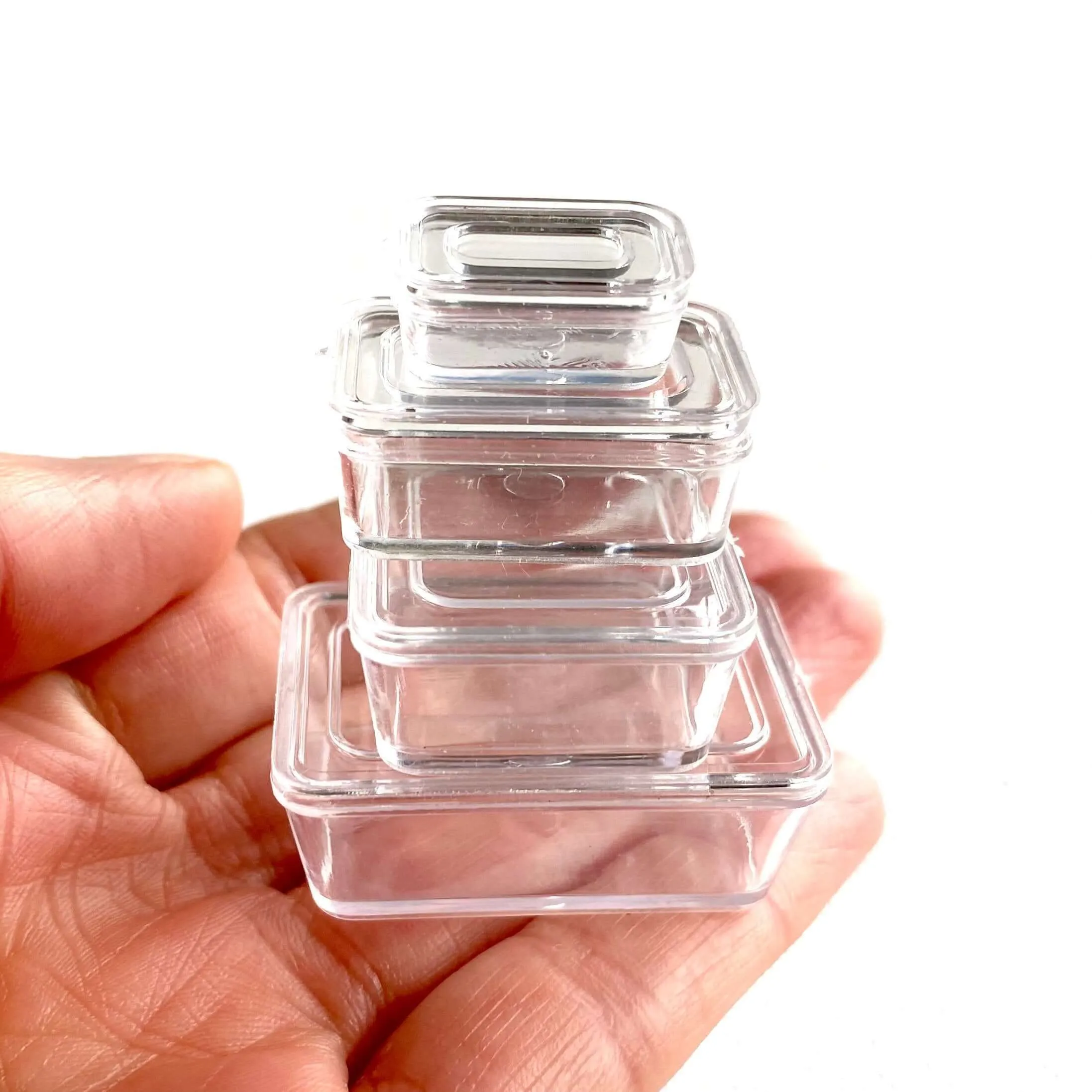 Miniature storage containers 4 Clear plastic mini storage containers with lid 1/6 scale