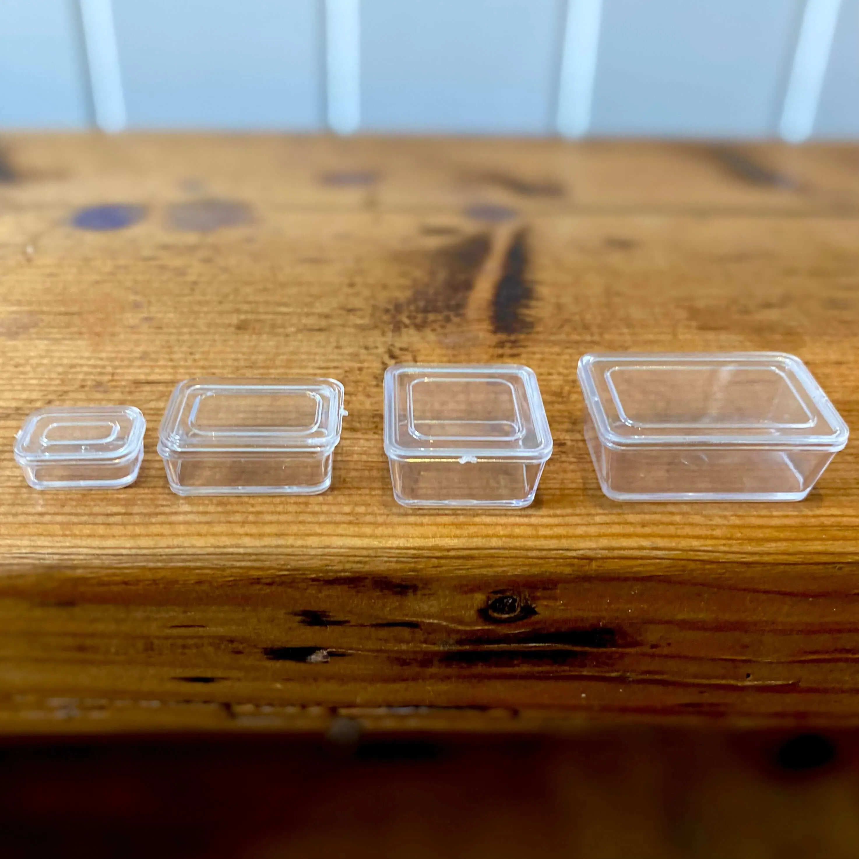 Miniature storage containers 4 Clear plastic mini storage containers with lid 1/6 scale
