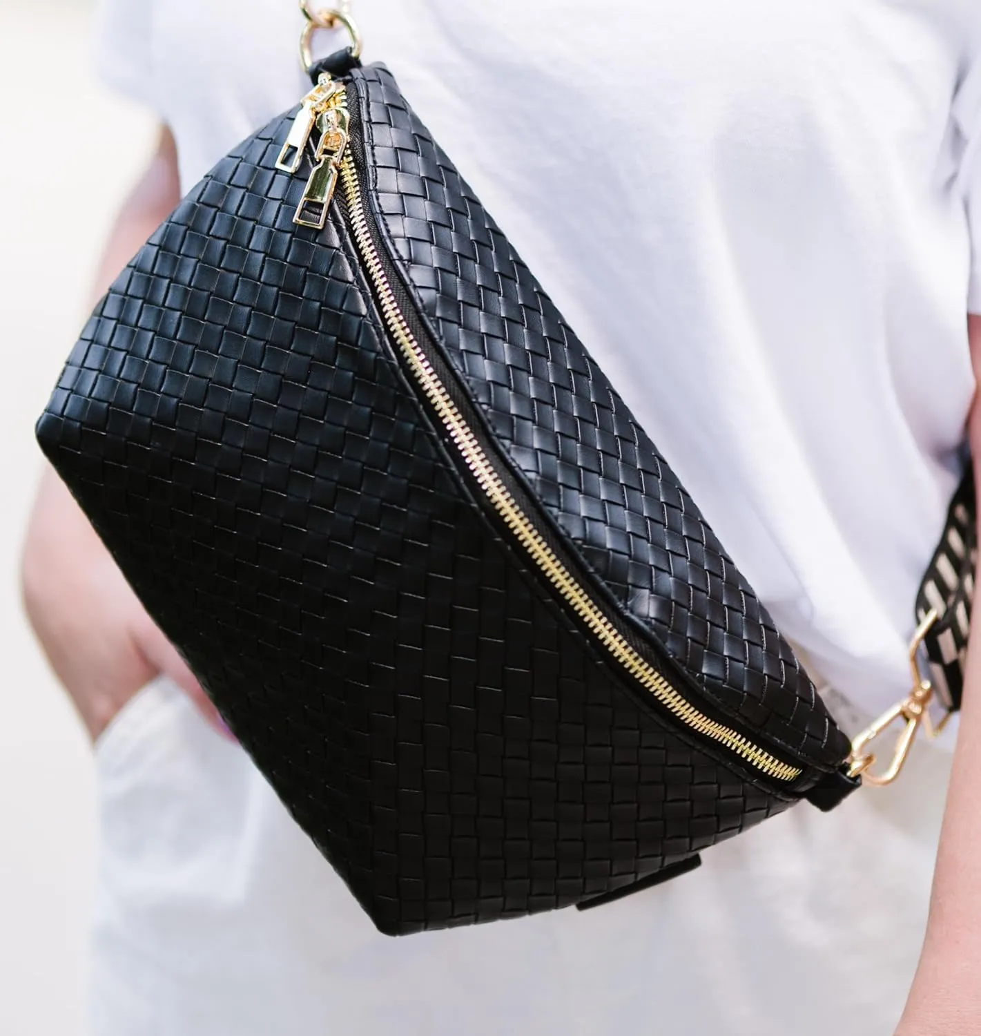 Modern Chic Rory Oversized Crisscross Belt Bag for Women, Vegan Leather Crossbody Bag with Strap and Multiple Pockets