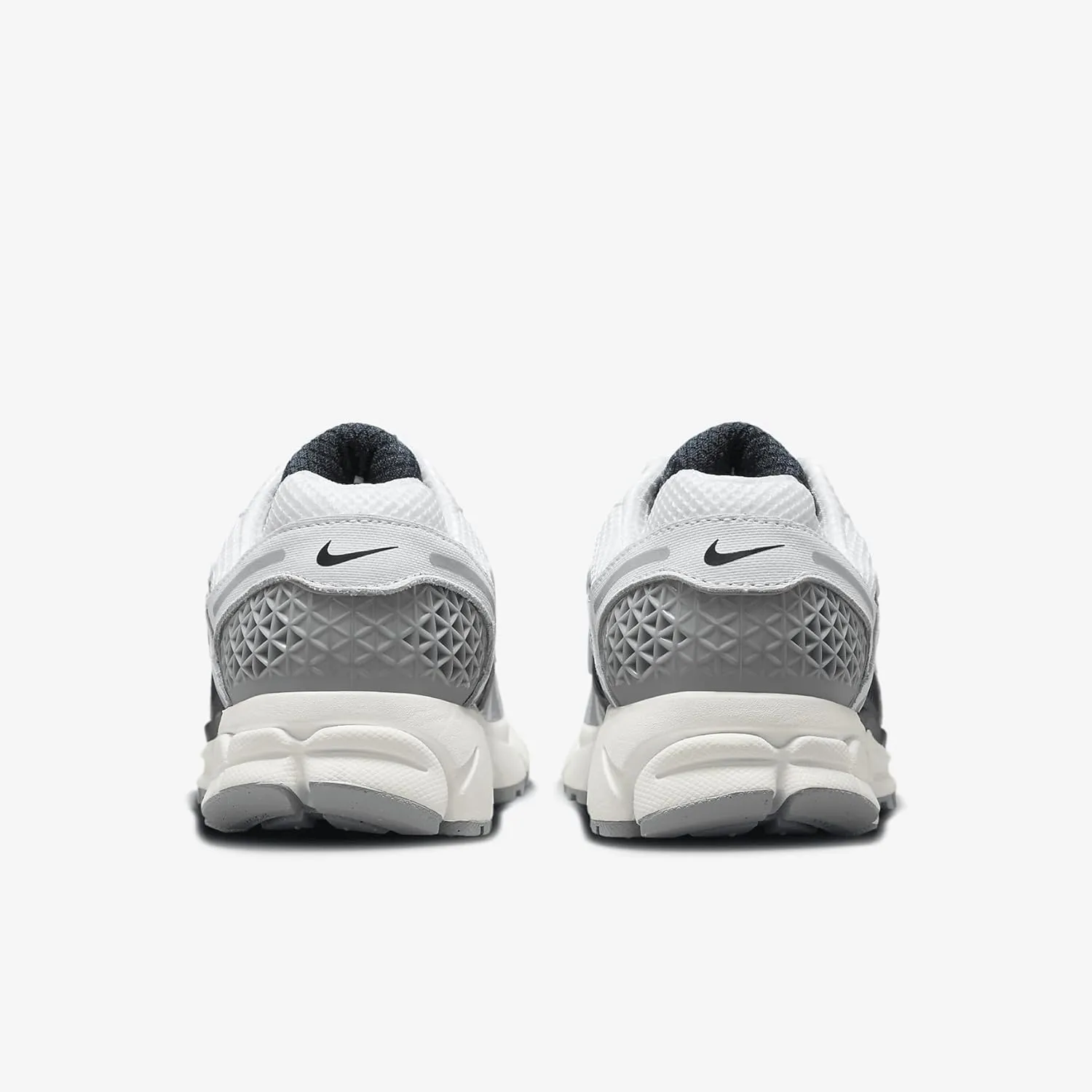Nike Zoom Vomero 5 Women's Shoes (FQ8898-325) (FQ8898-325, Cargo)