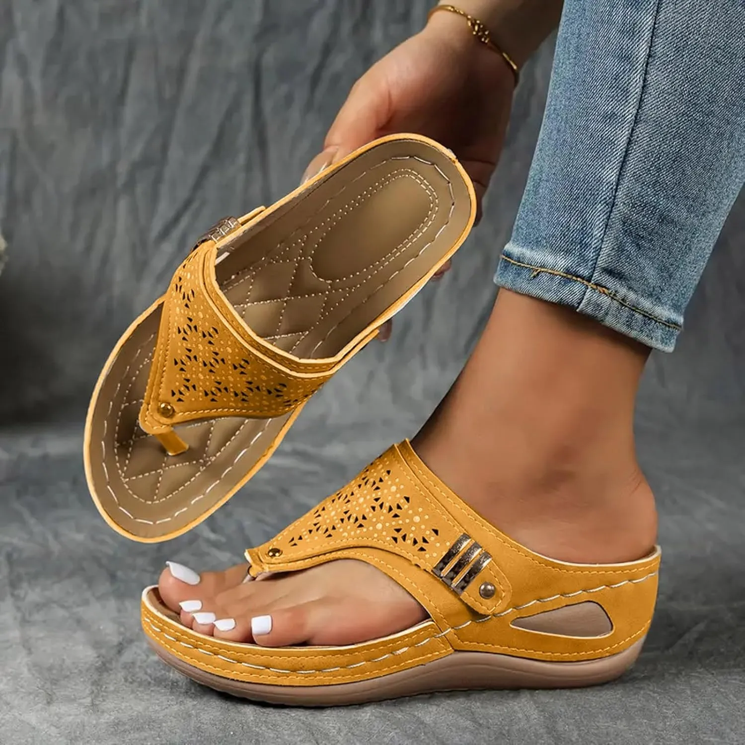 Orthopedic Sandals for Women Arch Support, Women Dressy Summer Comfortable Walking Sandals Slip On Strappy Sandal Wide Width Flip Flops Casual Beach Slippers Summer Shoes