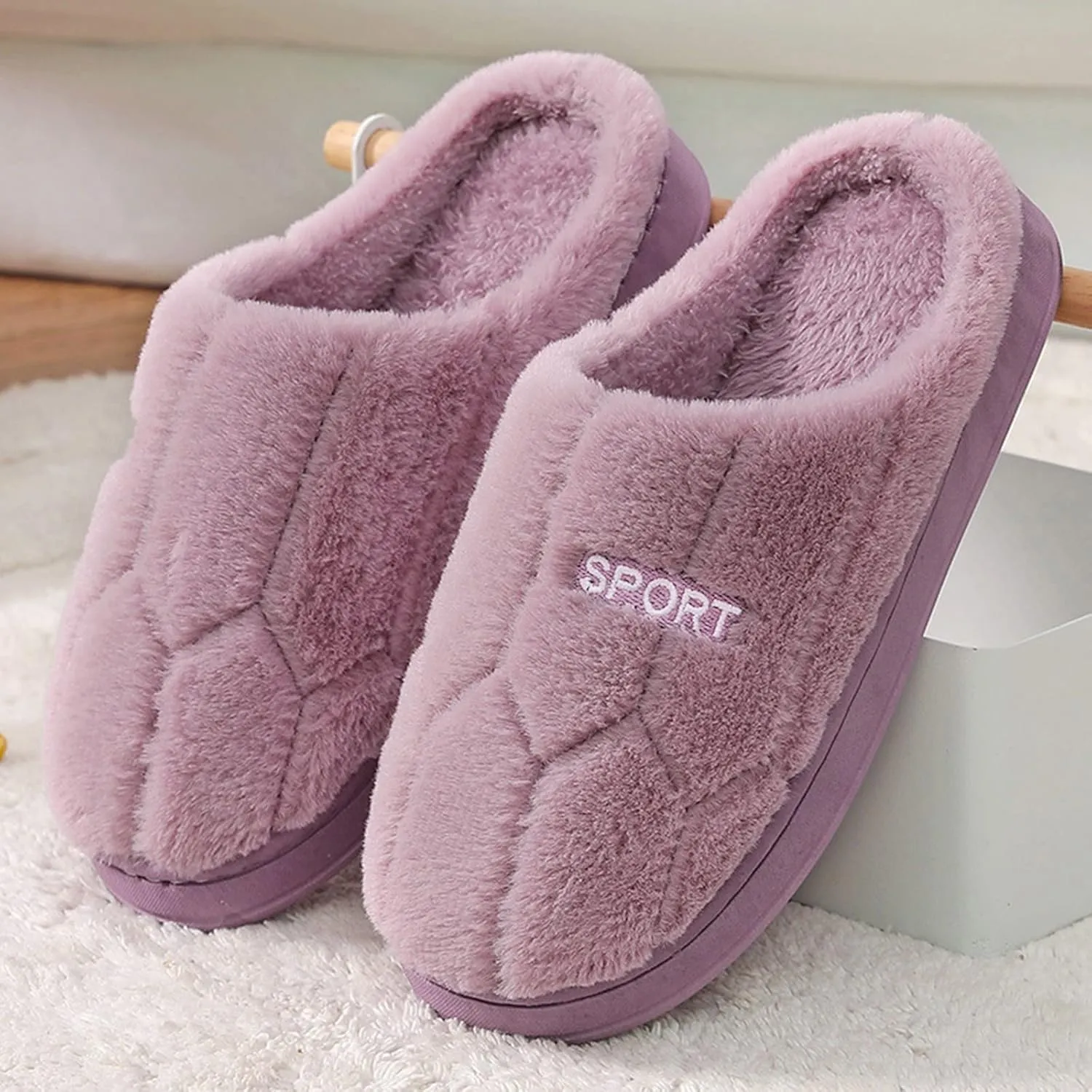 SBGMoSJ Mens Warm Fleece Cozy Slippers Winter Slippers Black House Slippers for Men Fuzzy Slippers Women Closed Toe C9 Led Christmas Lights Outdoor Gifts for Her 2023