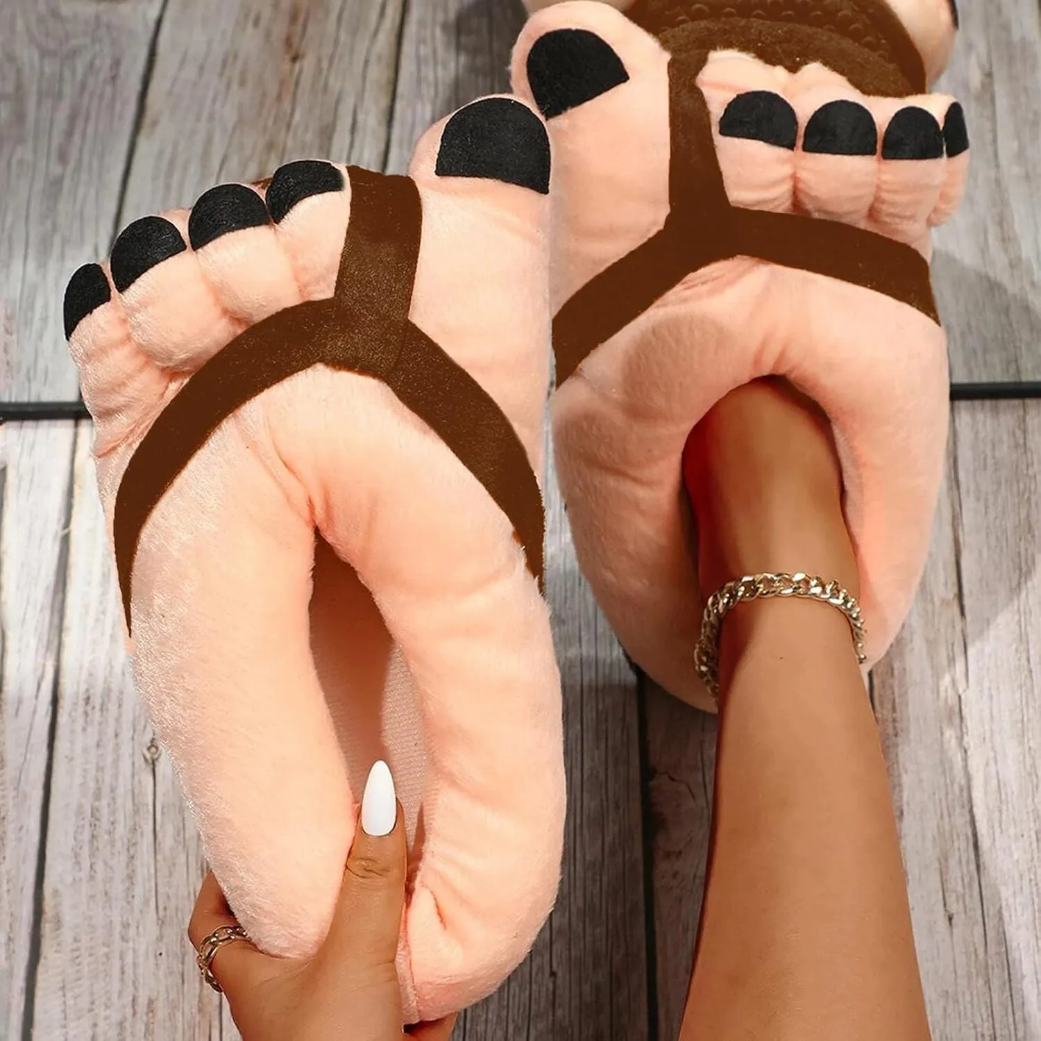 SBGMoSJ Women's Cozy Non Slip Grip Indoor House Slippers Mens Slippers for Winter Purple Fuzzy Slippers Cute House Slippers for Women Memory Foam Outdoor Christmas Lights Gifts for Wife 2023