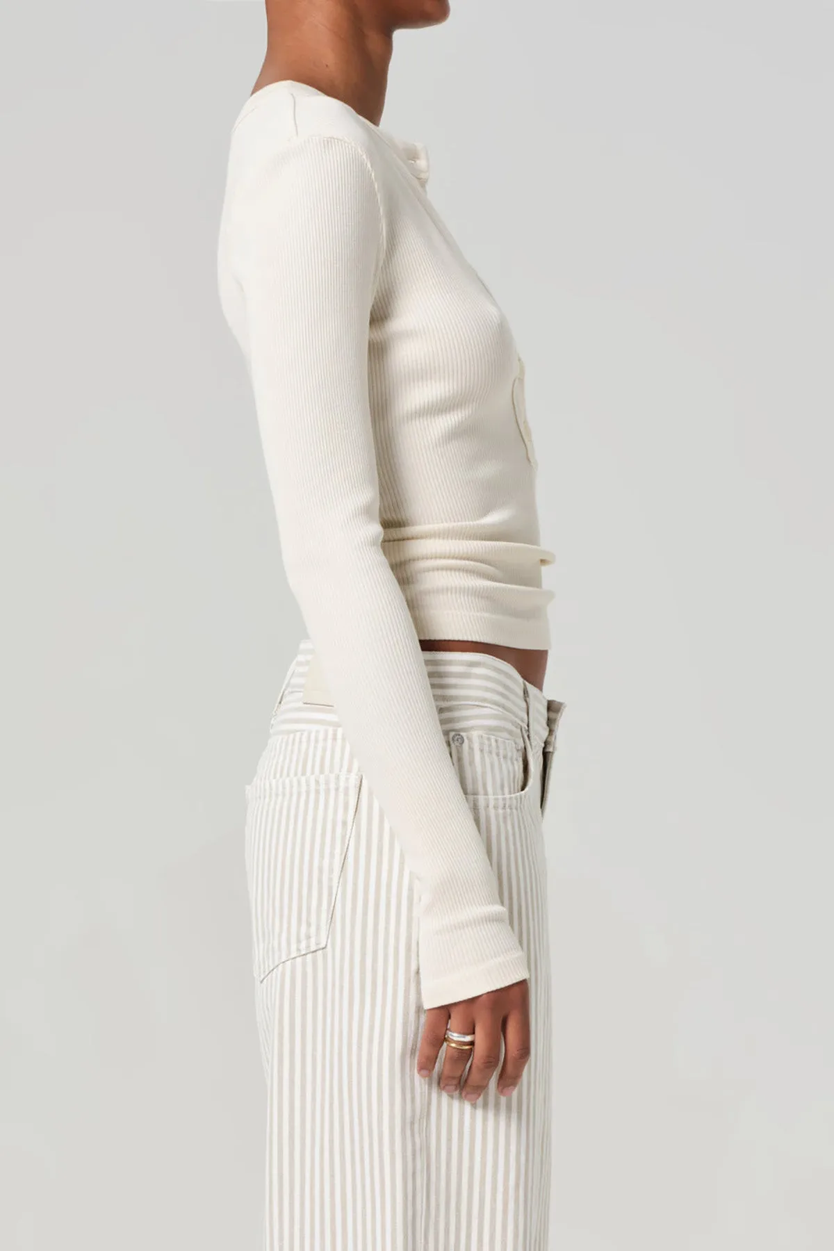 Varra Henley