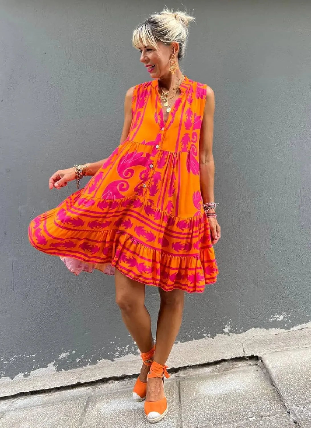 Women Casual Loose Sundress Sleeveless Pleated Beach Shirt Dress Print Mini Dress Travel Vacation 2025 Summer Outfits