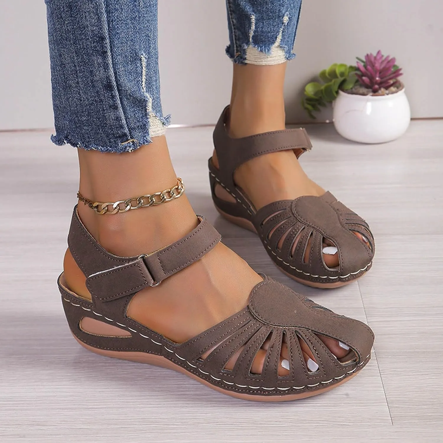 Women's Closed Toe Sandals,Comfortable Orthopedic Sandal with Arch Support Ankle Strap Dressy Summer Platform Wedge Shoes Walking Casual Orthotic