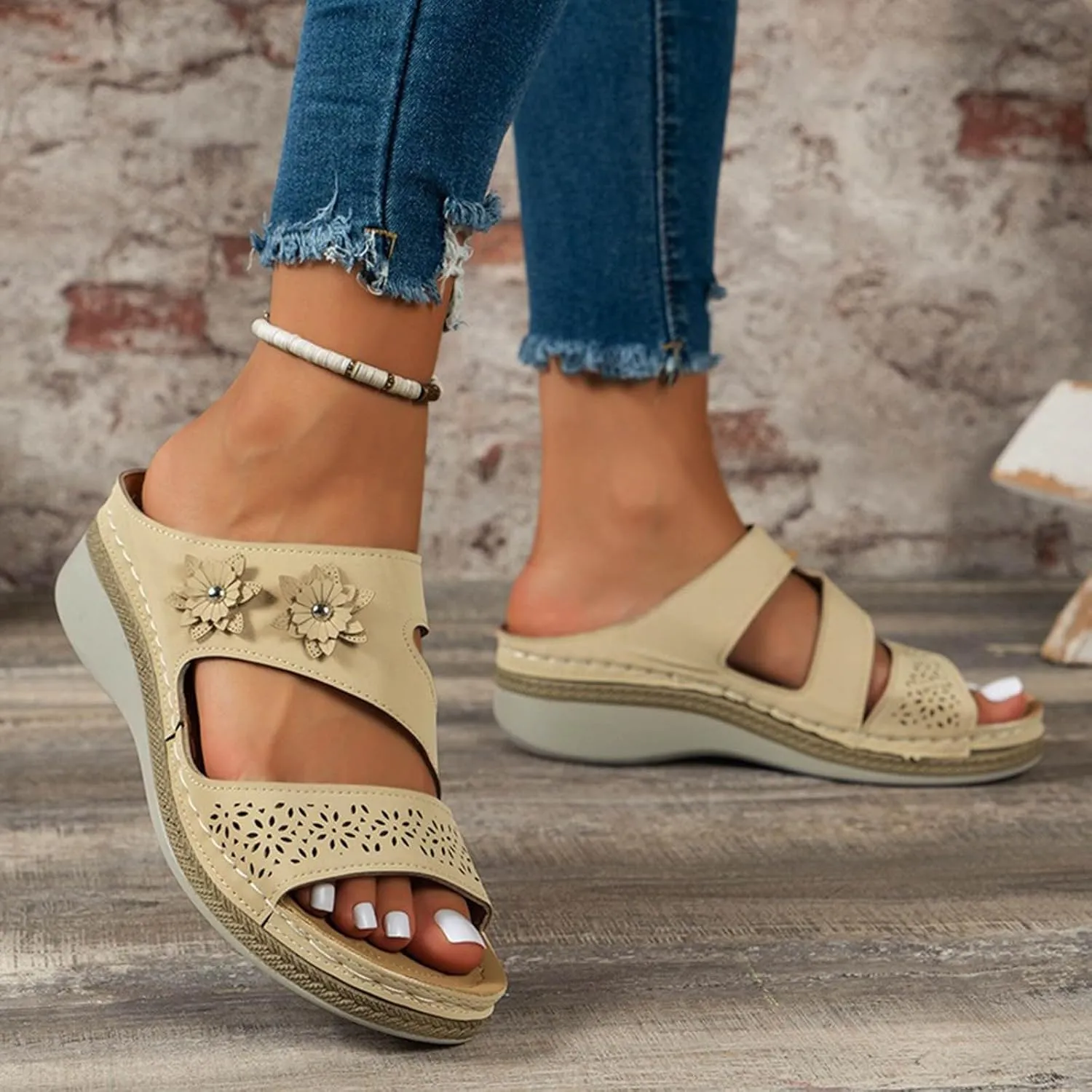 Women's Comfortable Orthopedic Sandals Open Toe Wedge Non Slip Sandals Hollow Out Breathable Wedges Slippers Trendy Flowers Working Shopping Walking Slippers