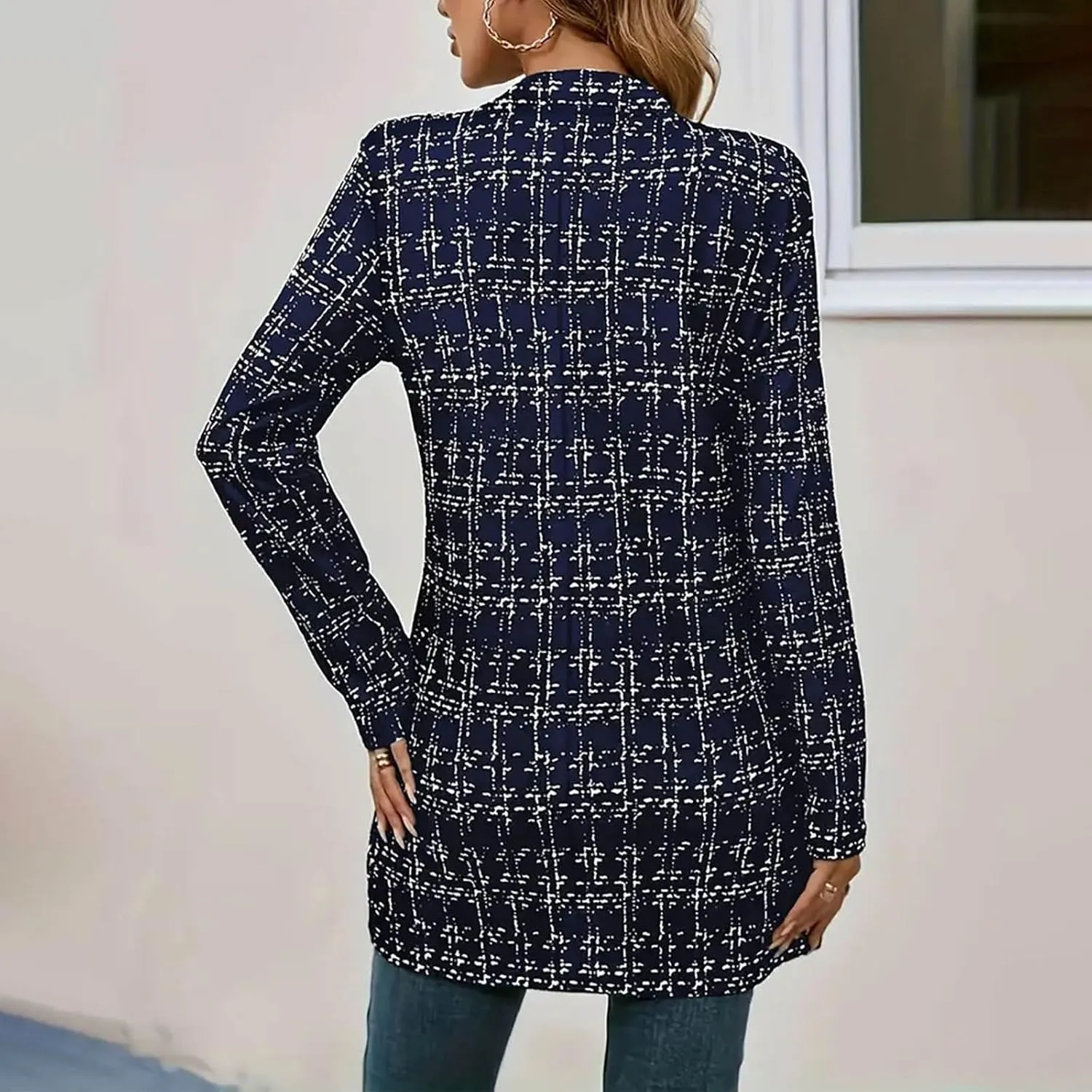 Women's Fashion Plaid Long Blazer Notch Collar Long Sleeve Trendy Cardigan Casual Lightweight Business Suit Coat