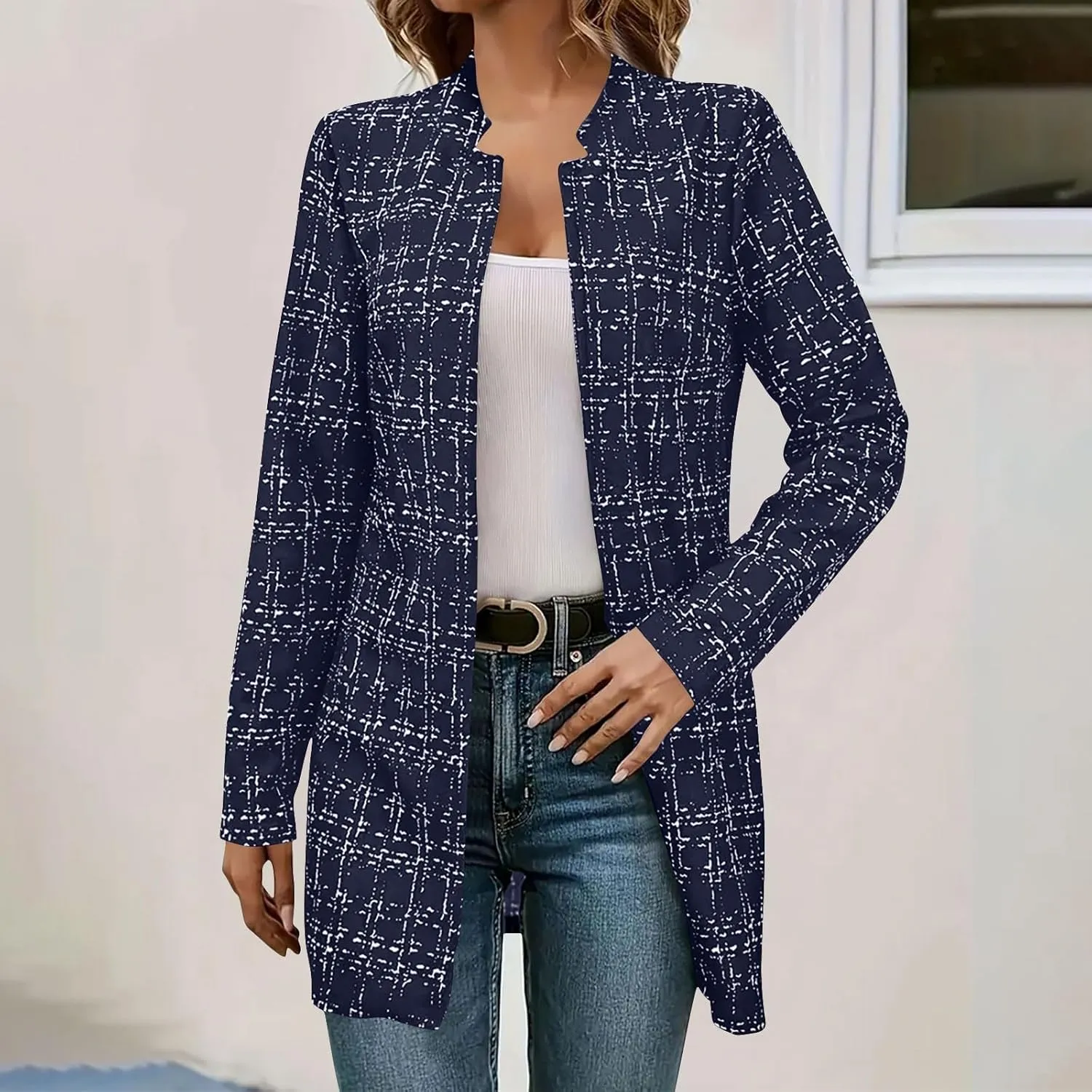 Women's Fashion Plaid Long Blazer Notch Collar Long Sleeve Trendy Cardigan Casual Lightweight Business Suit Coat
