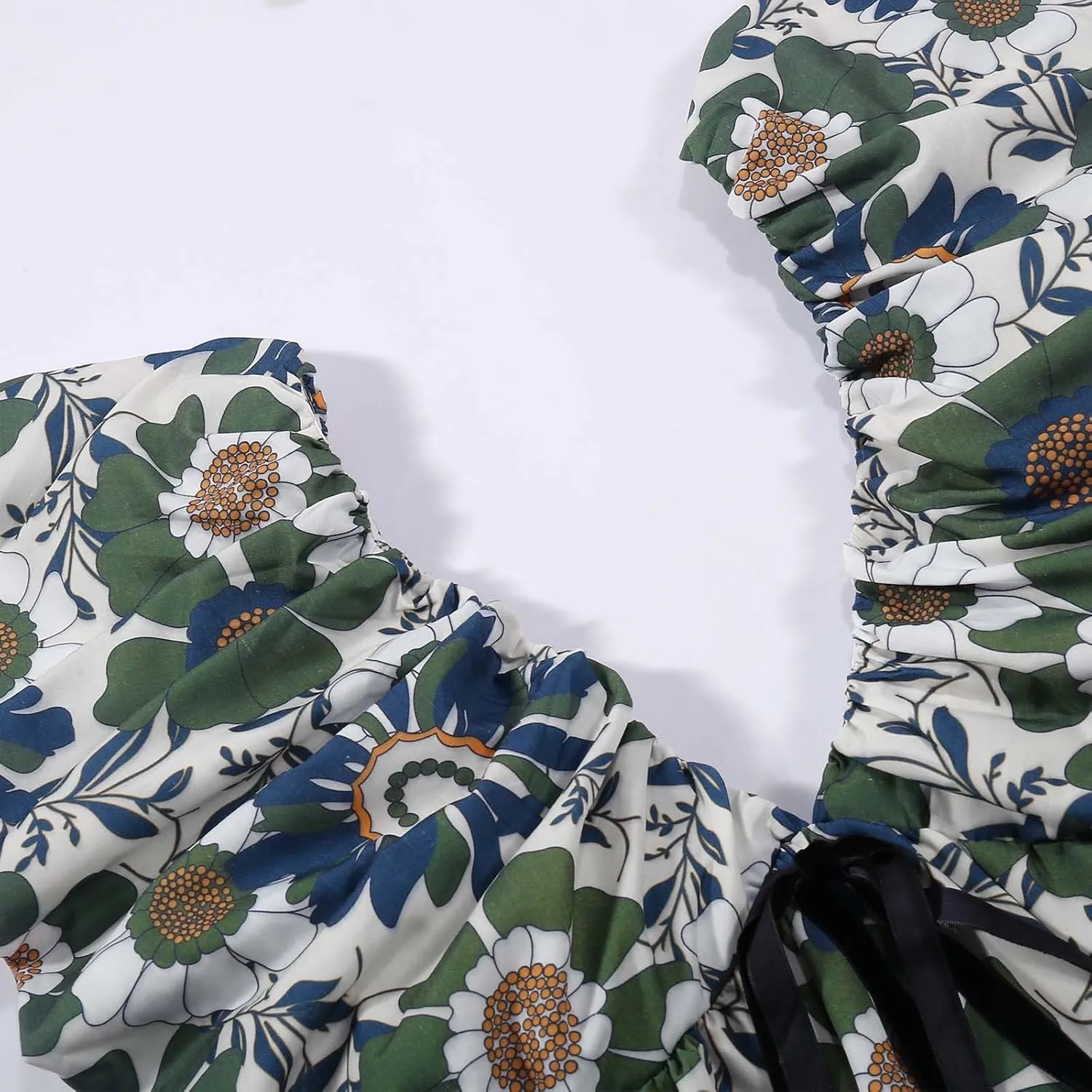 Women's Floral Print Mini Dress V Neck Puff Sleeve Short Babydoll Bow Dress Boho Floral Bow Flowy Sundresses